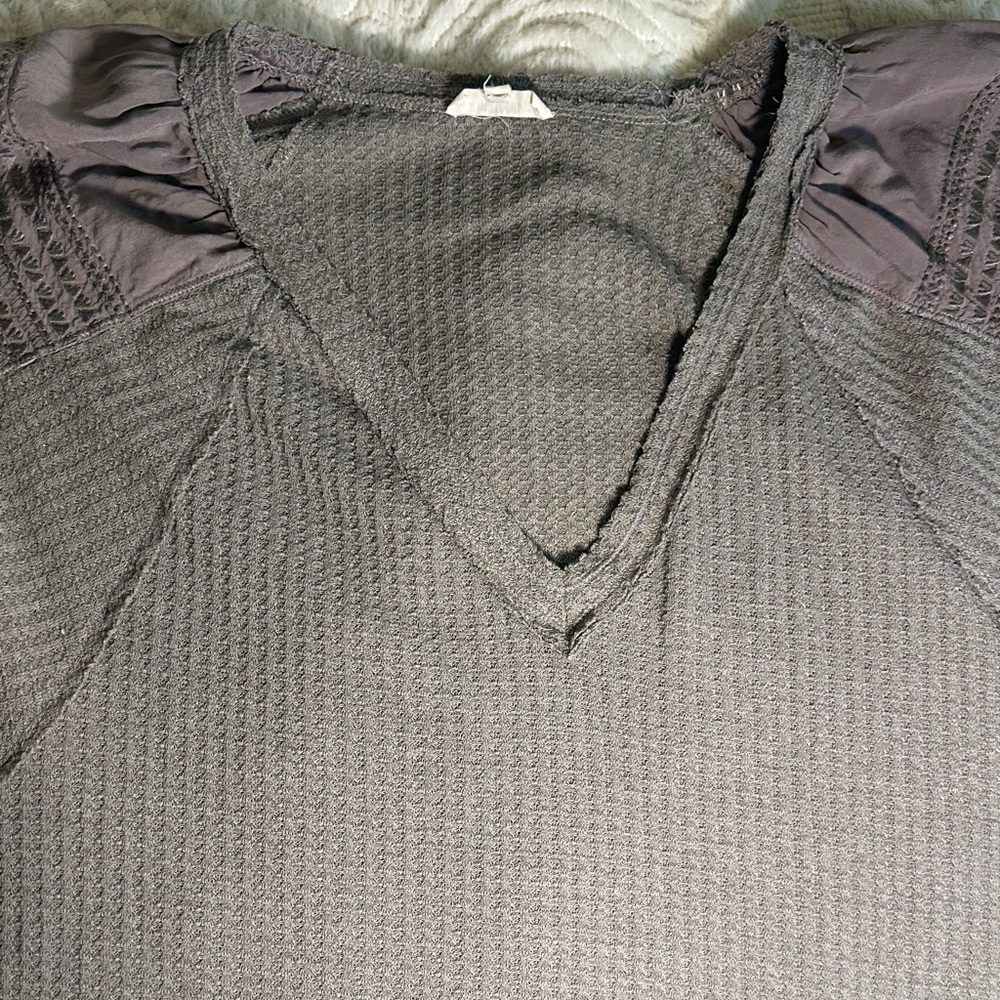 in loom V-Neck top in Taupe brown sz L - Picture 11 of 13